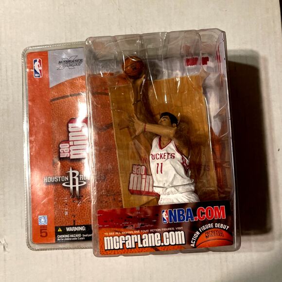 McFarlane Sports Picks Yao Ming White Jersey – NBA Series 6 Figure RARE MIB - Picture 1 of 1